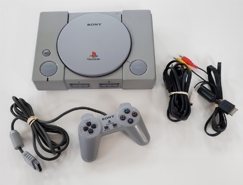 Playstation 1 (Model SCPH-7001)