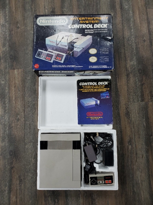 Nintendo NES Control Deck Bundle (CIB)