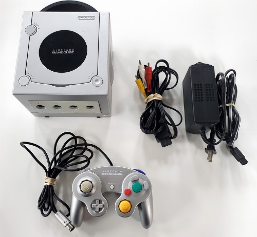 Gamecube Platinum (Model DOL-001)