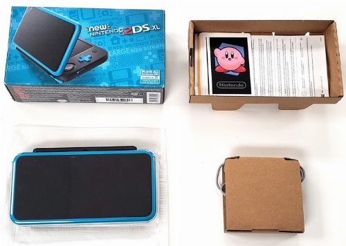 Nintendo New 2DS XL Black/Blue (CIB)