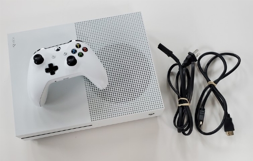 Xbox One S 1TB (Model 1681)