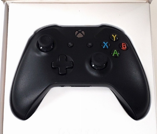 Xbox One Wireless Black Controller (CIB)