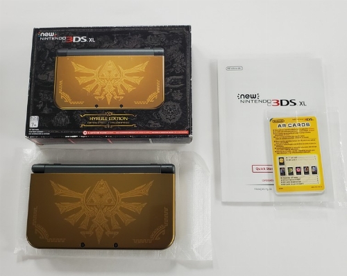 New Nintendo 3DS XL - The Legend of Zelda (Hyrule Edition) (CIB)