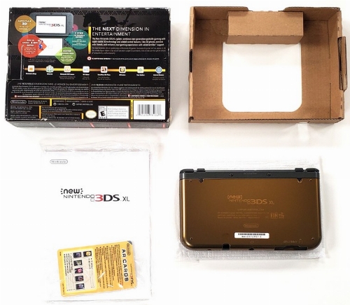 New Nintendo 3DS XL - The Legend of Zelda (Hyrule Edition) (CIB)