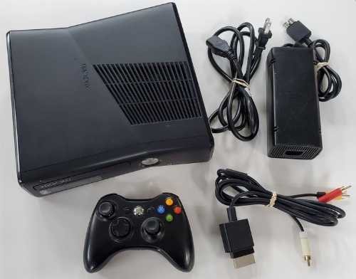 Xbox 360 (4GB) Slim Black (Model 1439) (CIB)