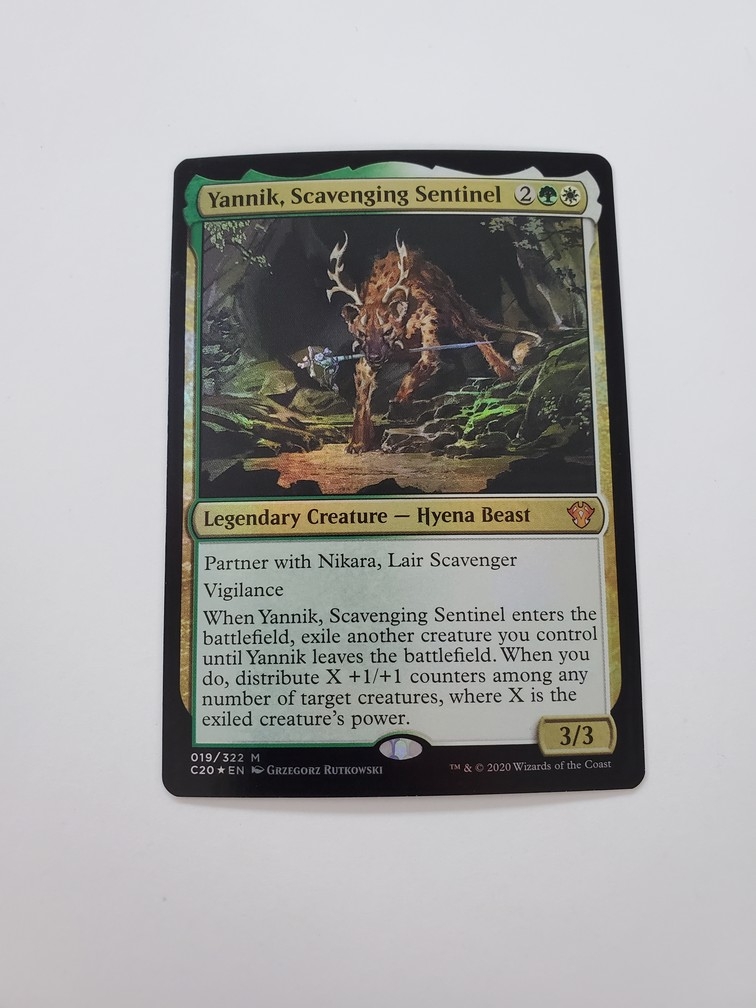 Yannik, Scavenging Sentinel (Foil)