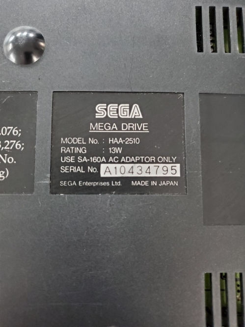 SEGA Mega Drive (Model HAA-2510) (Version Japonaise)